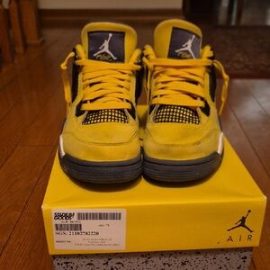 Air Jordan 4 Retro GS Lightening 2021